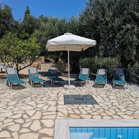 Villa Eleonas Strongyli  外观 照片