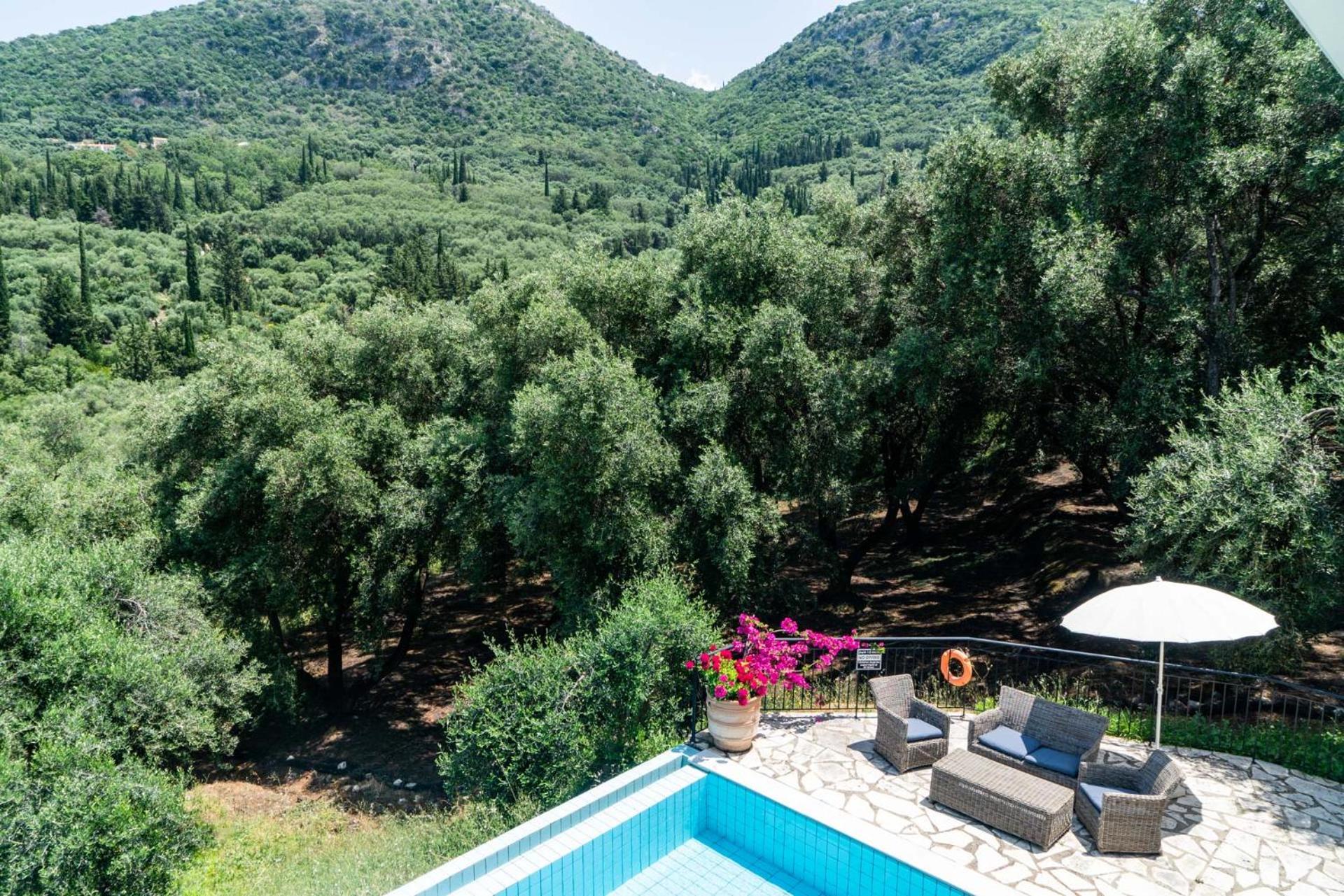 Villa Eleonas Strongyli  外观 照片
