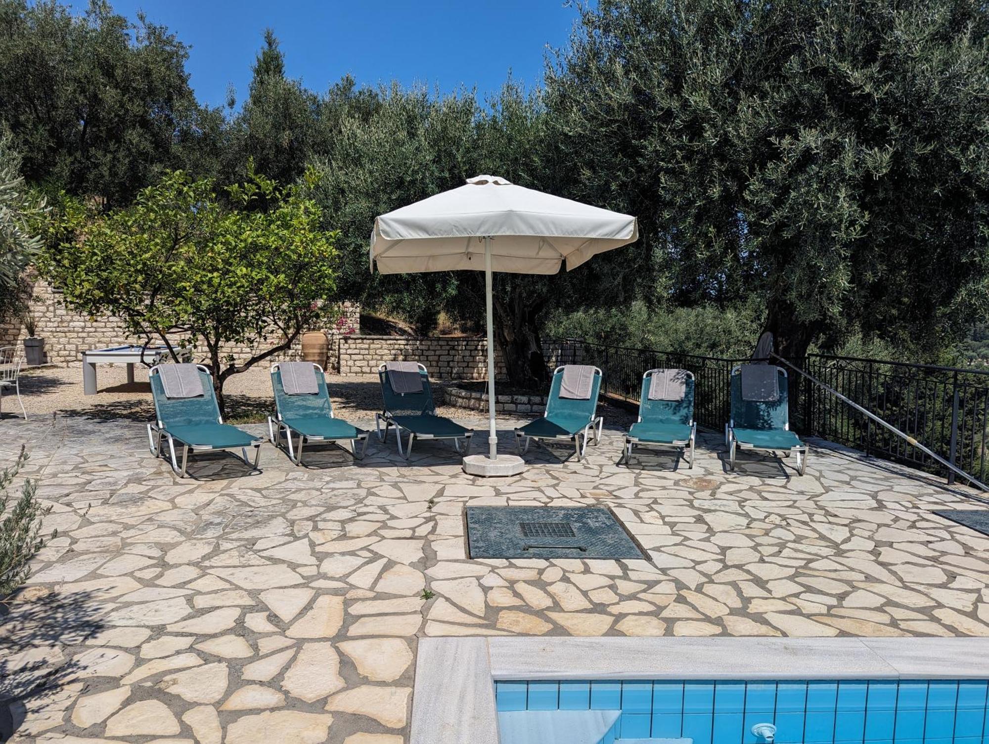 Villa Eleonas Strongyli  外观 照片