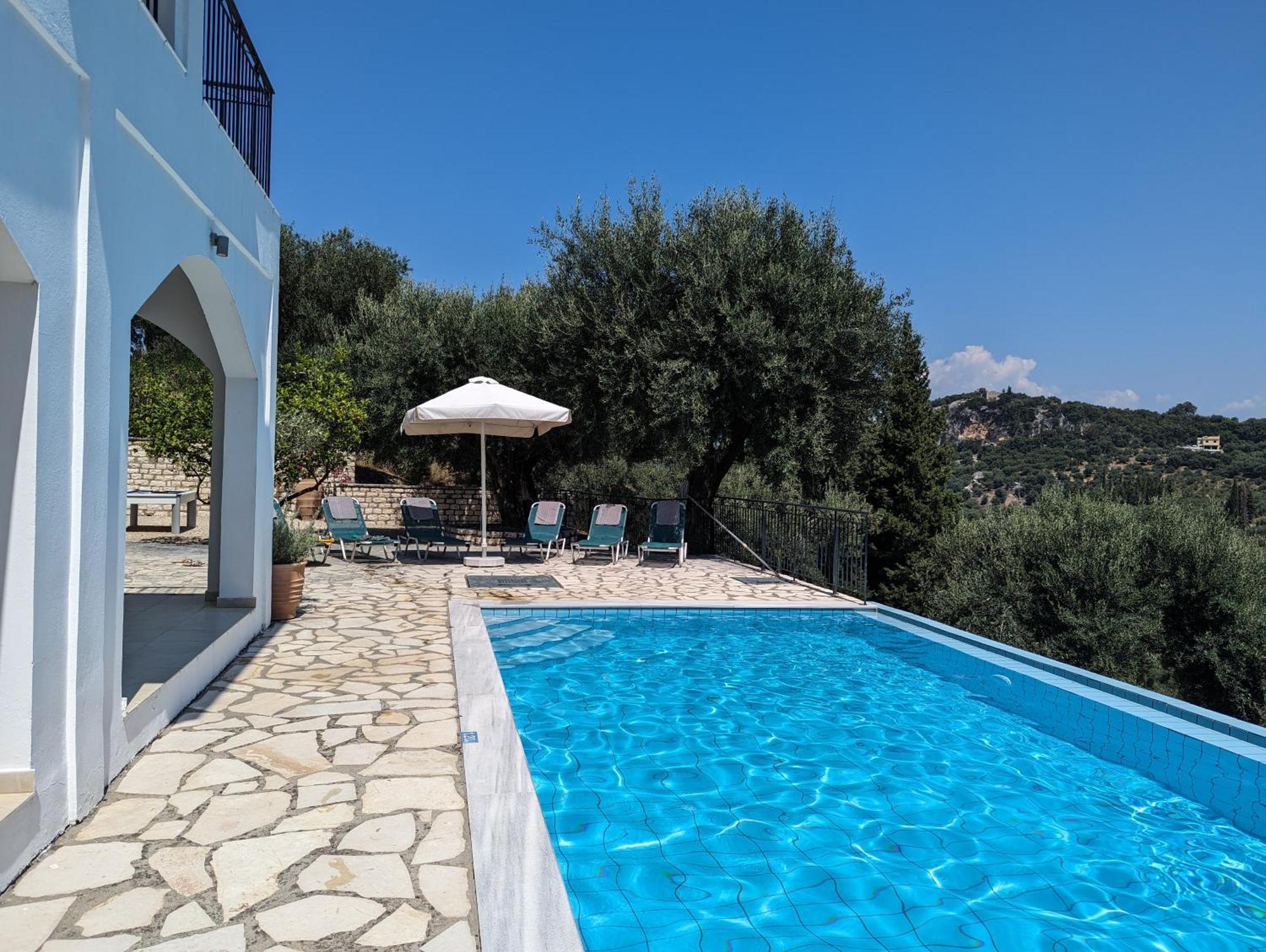 Villa Eleonas Strongyli  外观 照片